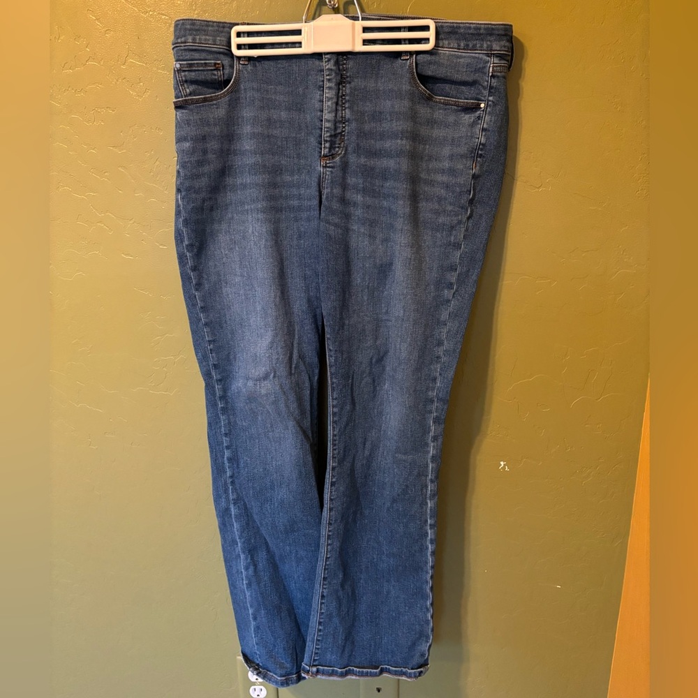Ann Taylor Curvy Fit Jeans
